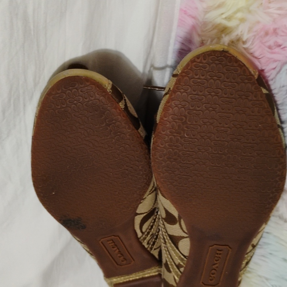 (X-100) SALE! Coach Ballet Flats W Gold Detail Sz.8M They can fit 8.5 Like New - Picture 14 of 15